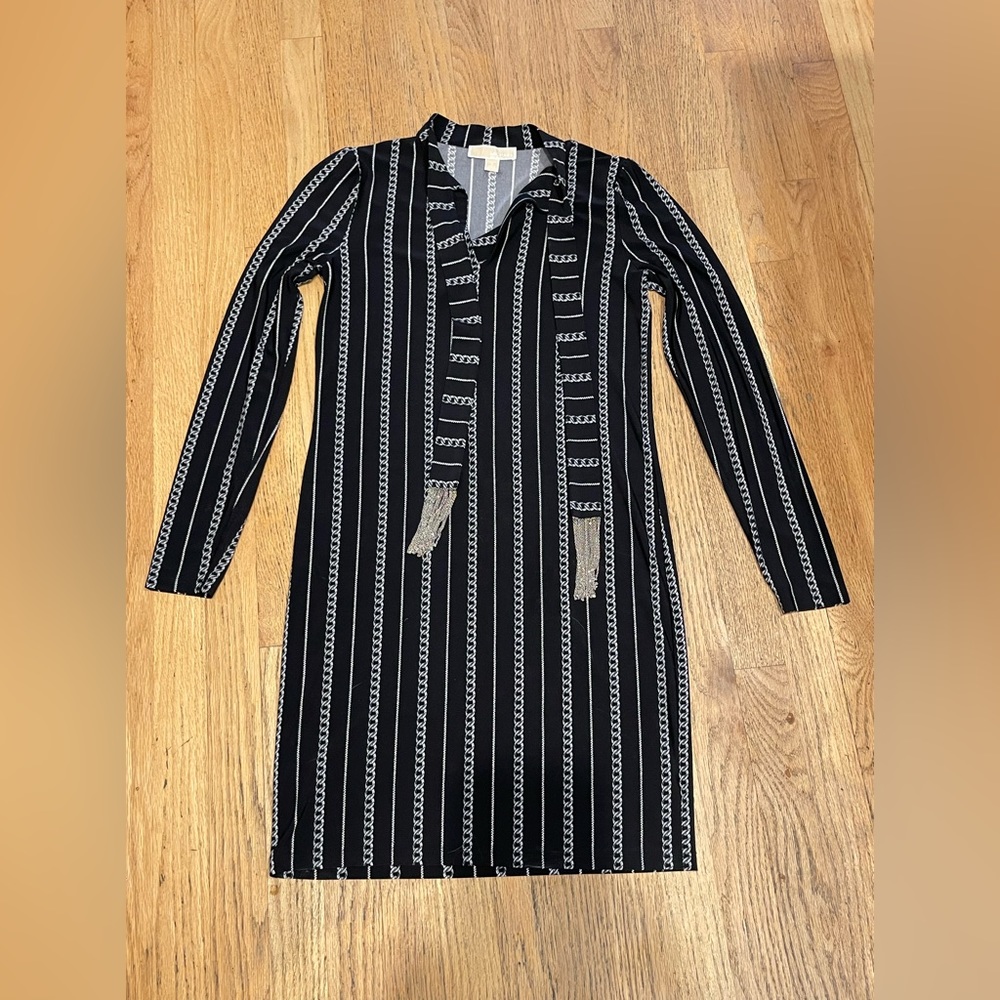 Michael Michael Kors Navy & White Pattern V-Neck w/ Ties Long Sleeve  Dress SM